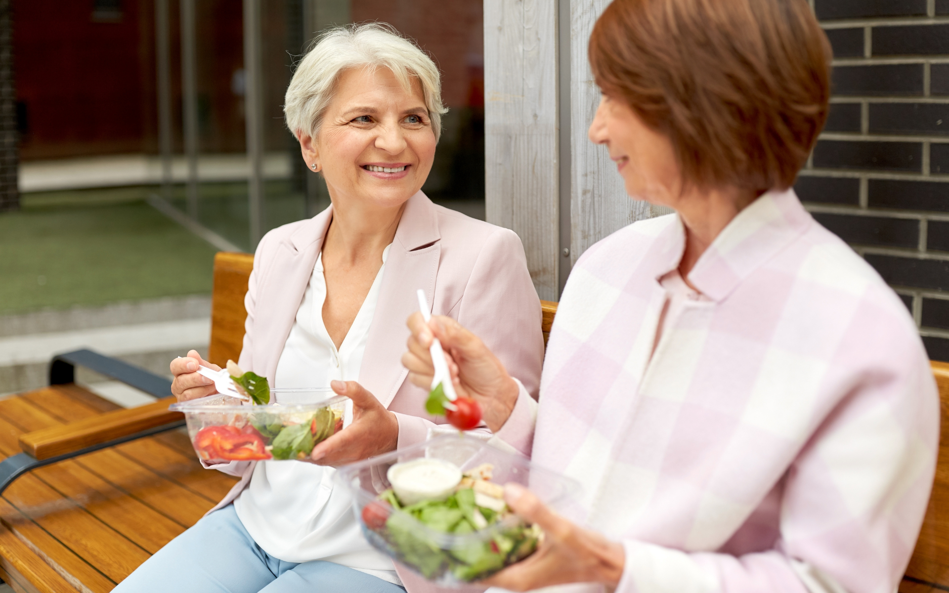 SNAP Restaurant Meals Program: What It Is and How Can Seniors Sign Up?